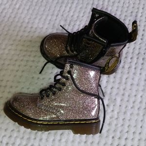 Dr. Martens Boots (7) Toddler